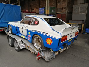 Die Motorsport Legende ist fr den Transport nach Speyer aufgeladen
The motorsport legend is loaded up for transport to Speyer
La lgende du sport automobile est charge pour le transport  Speyer
